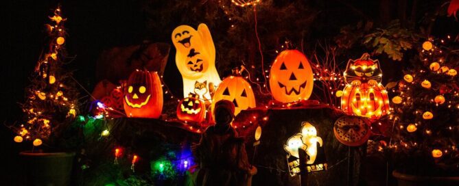 Halloween decorations and home insurance